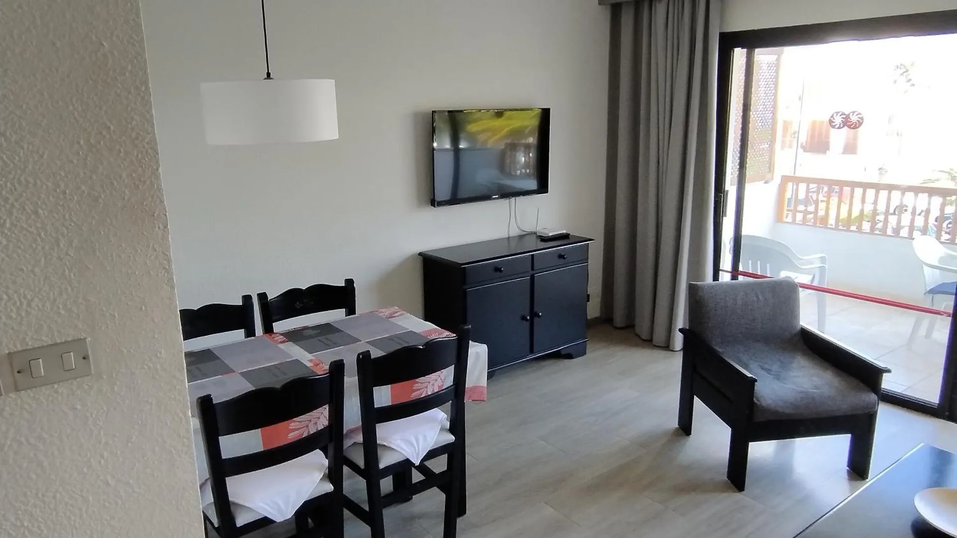 Apartment - May Flowers Los Cristianos